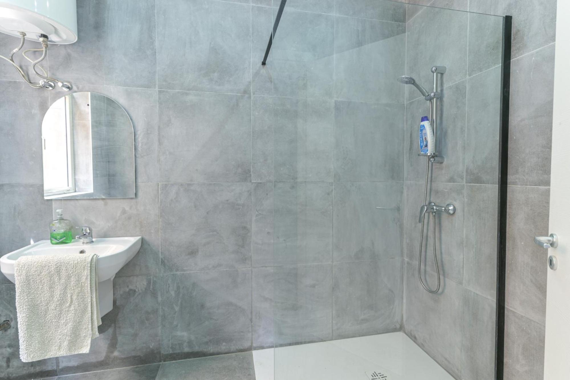 New 1 Bedroom Apartment In Valletta City Centre With Terrace And Views Zewnętrze zdjęcie